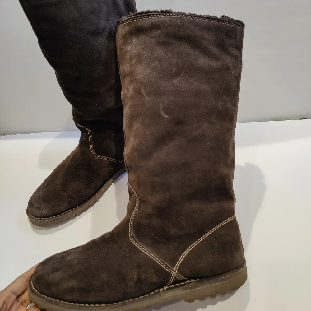 American Eagle Brown Suede Tall Fleece Boots